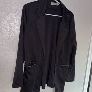 Genhoo Black Blazer with Zipper Pockets